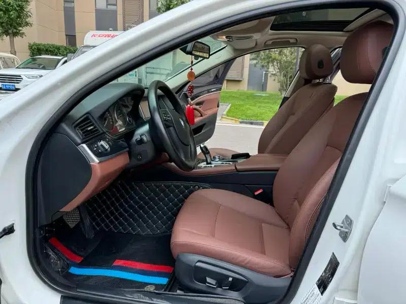 2014 BMW 5 Series 520Li Elegant Edition — миниатюра 11