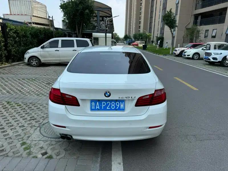 2014 BMW 5 Series 520Li Elegant Edition — миниатюра 5