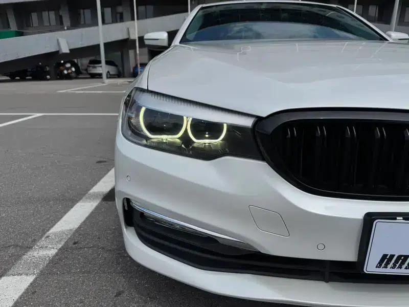 BMW 5 Series 2018 528Li Launch Special Edition — миниатюра 13
