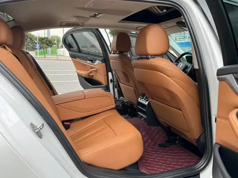 BMW 5 Series 2018 528Li Launch Special Edition — миниатюра 21