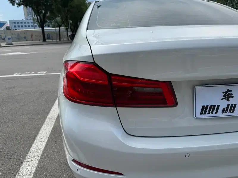 BMW 5 Series 2018 528Li Launch Special Edition — миниатюра 9