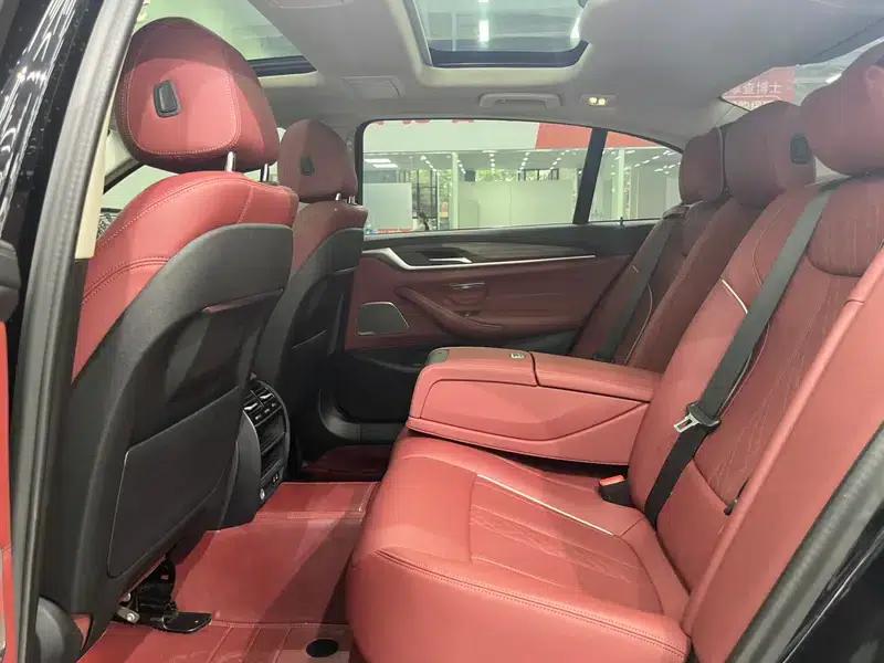 2023 BMW 5 Series 530Li Leading Luxury Package — миниатюра 22