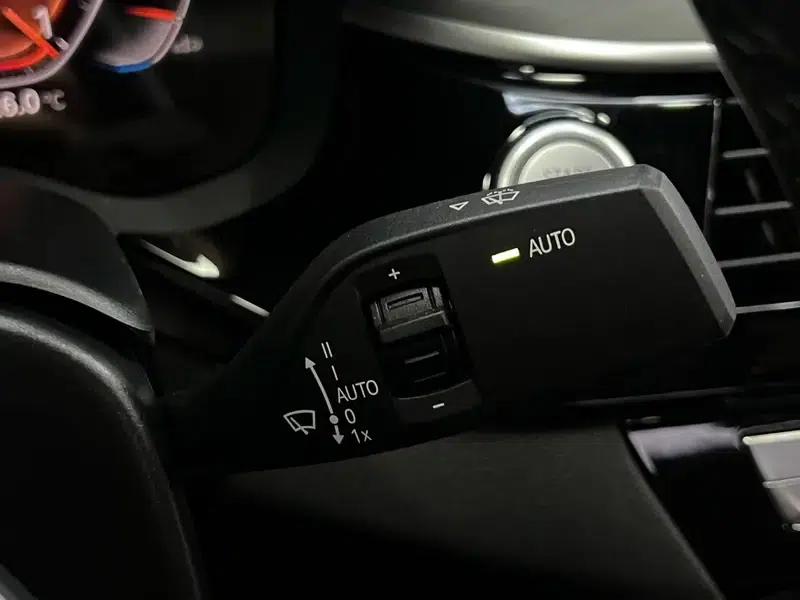 2022 BMW 5 Series Facelift 530Li xDrive M Sport Package — миниатюра 27