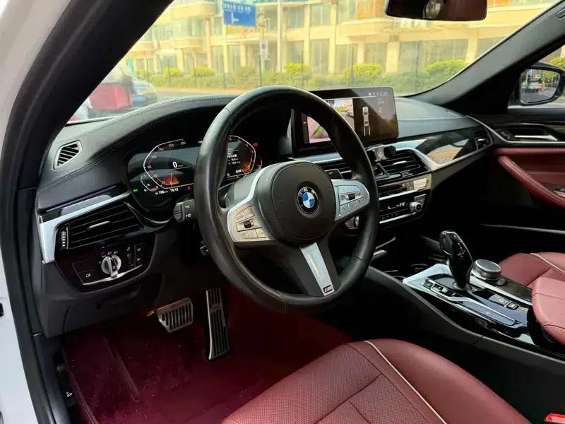 BMW 5 Series 2022 Facelift 525Li M Sport Package — миниатюра 15