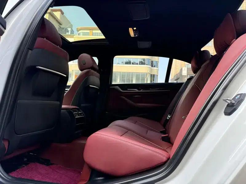 BMW 5 Series 2022 Facelift 525Li M Sport Package — миниатюра 17