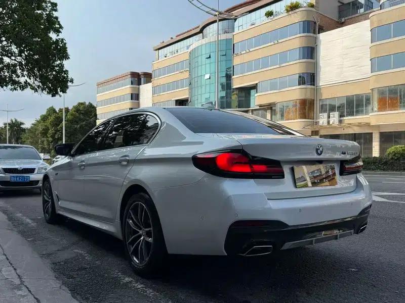 BMW 5 Series 2022 Facelift 525Li M Sport Package — миниатюра 4