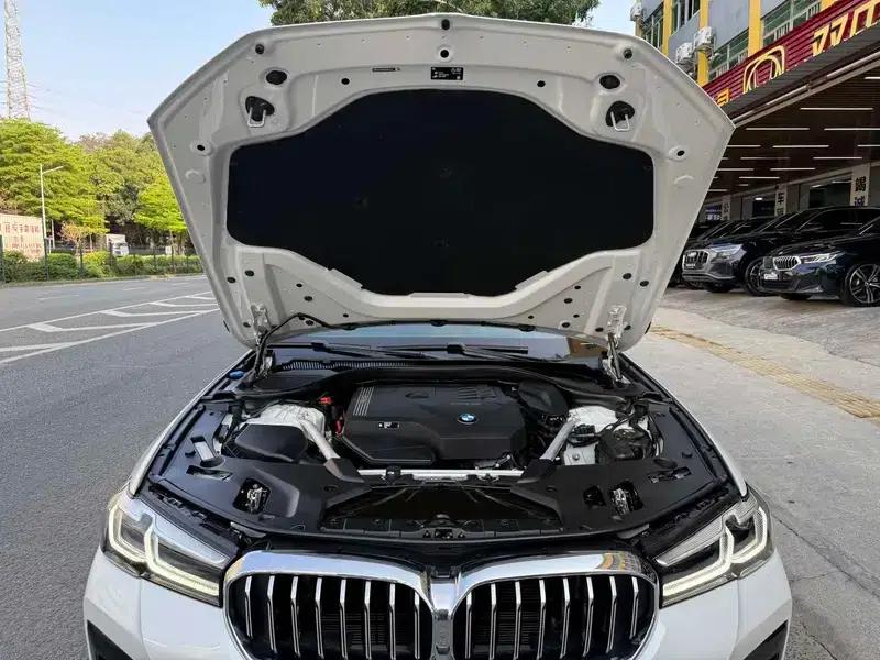BMW 5 Series 2022 Facelift 525Li M Sport Package — миниатюра 7