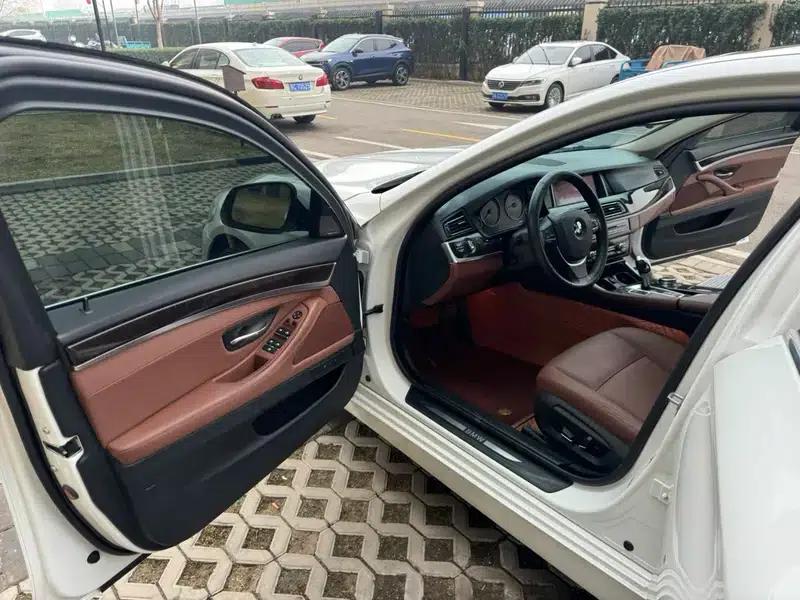 BMW 5 Series 2017 528Li Leading Edition — миниатюра 10