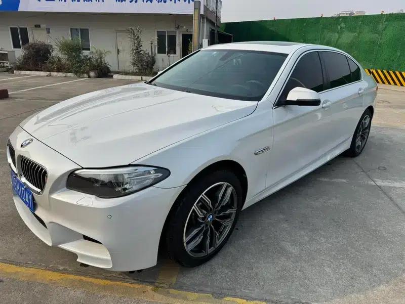 2014 BMW 5 Series 520Li Elegant Edition — миниатюра 1