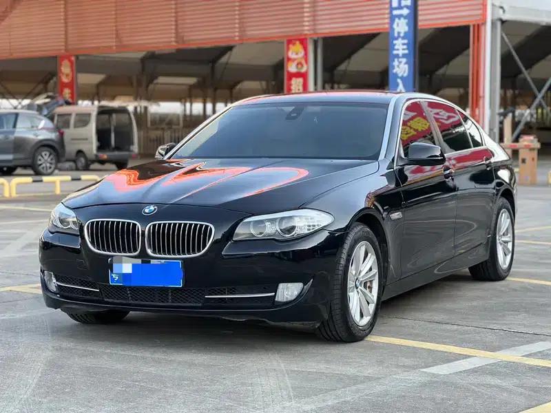 BMW 5 Series 2011 523Li Luxury — миниатюра 1