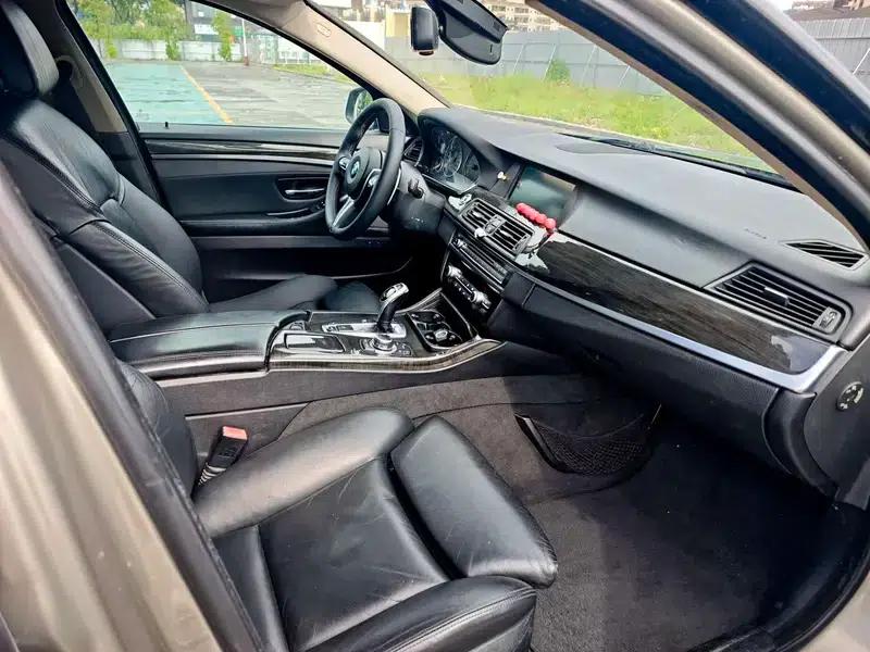 BMW 5 Series 2011 535Li Leading Edition — миниатюра 12