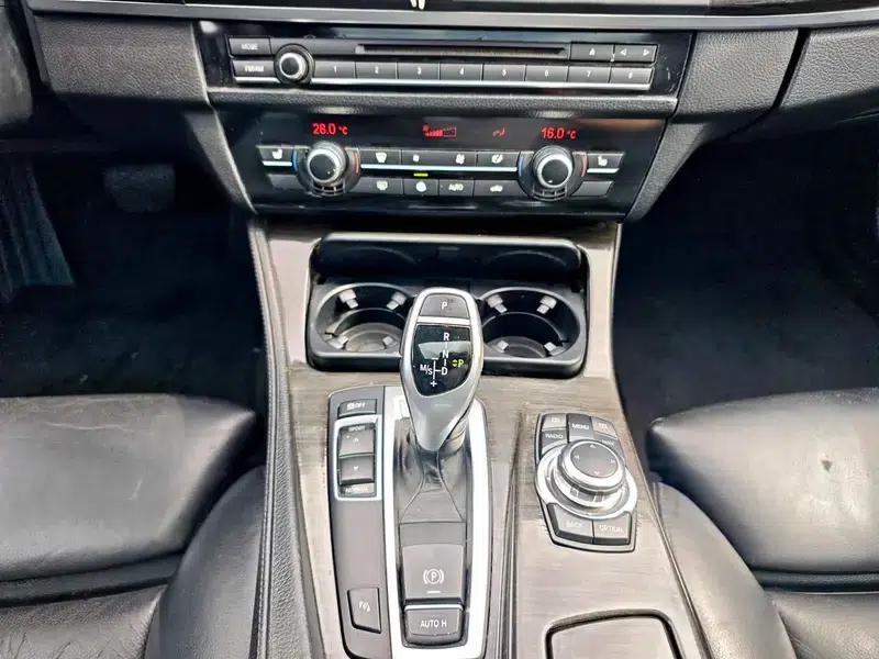 BMW 5 Series 2011 535Li Leading Edition — миниатюра 18