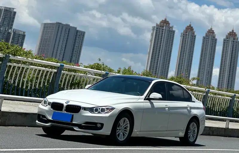 BMW 3 Series 2015 320Li Fashion Edition — миниатюра 1