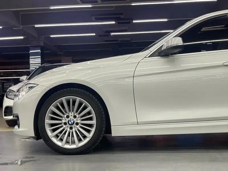 BMW 3 Series 2018 320Li Fashion Edition — миниатюра 7