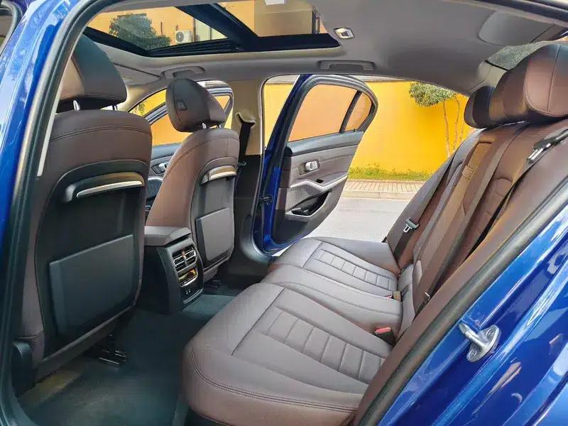 2020 BMW 3 Series 320Li M Sport Package — миниатюра 9