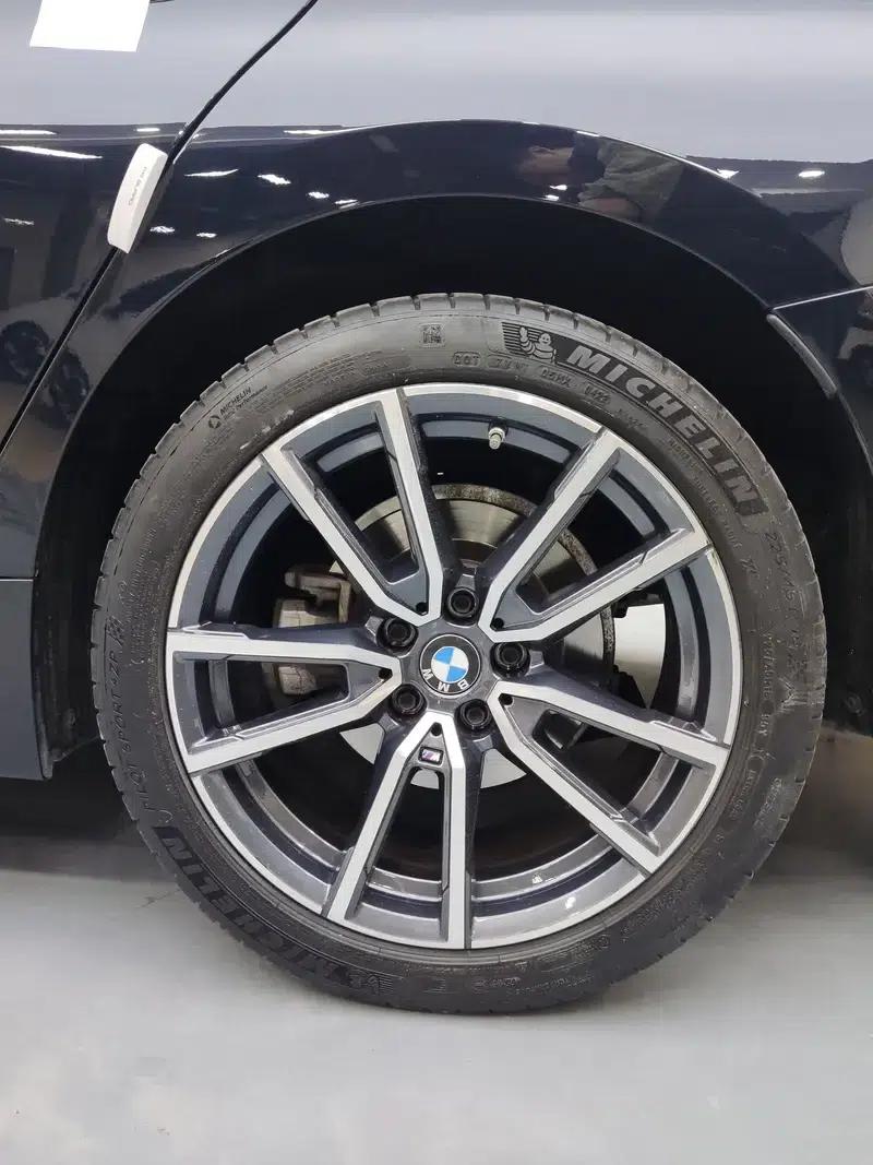 2022 BMW 3 Series Facelift 320Li M Sport Package — миниатюра 7