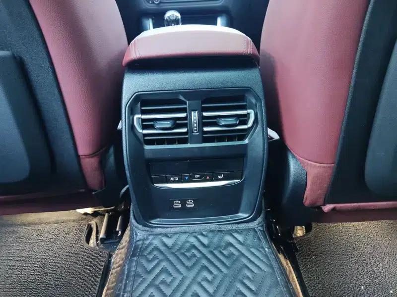 2022 BMW 3 Series Facelift 320Li M Sport Package — миниатюра 10