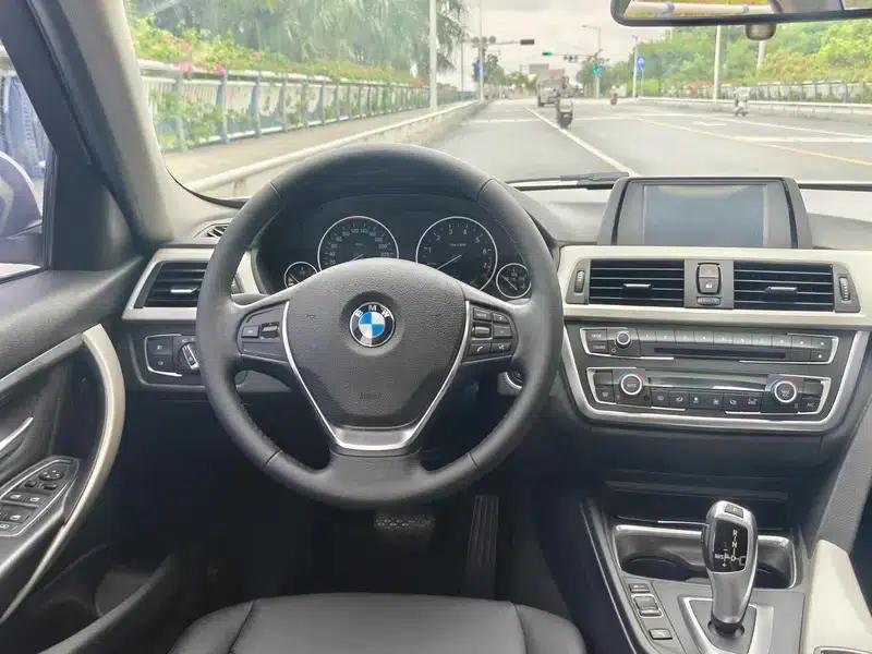 BMW 3 Series 2015 320Li Super Enjoyment Edition Fashion Model — миниатюра 15