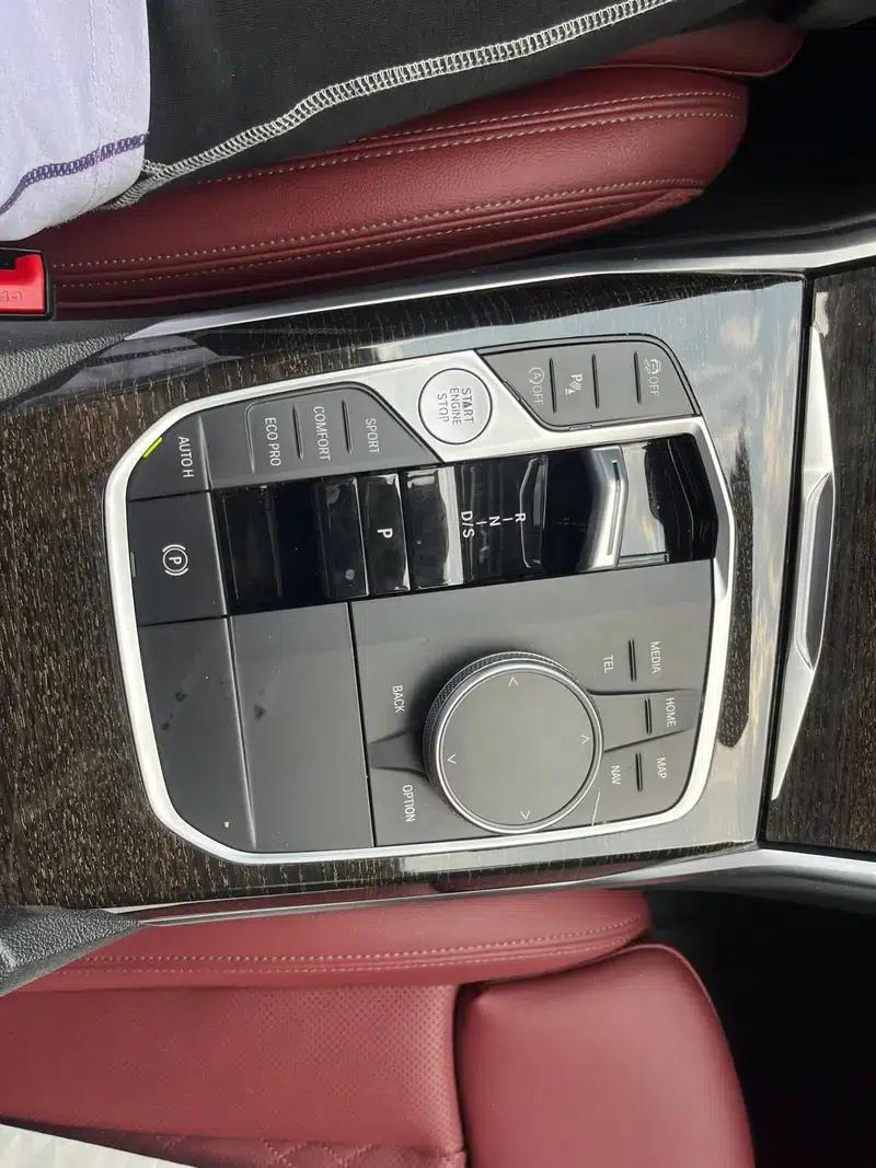 2023 BMW 3 Series 325Li M Sport Package — миниатюра 7