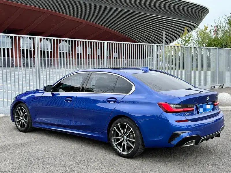 2020 BMW 3 Series 325Li M Sport Package — миниатюра 4