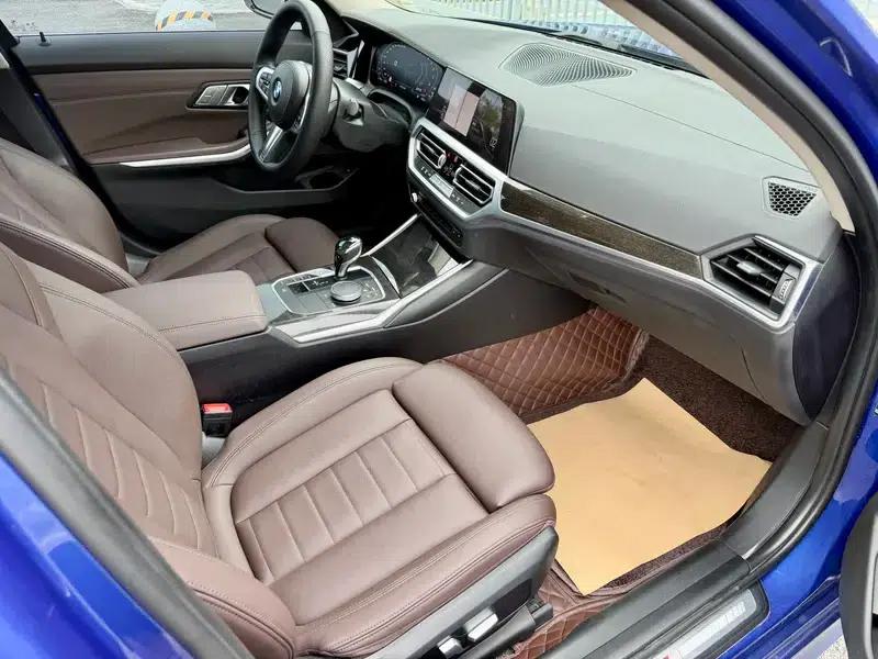 2020 BMW 3 Series 325Li M Sport Package — миниатюра 7