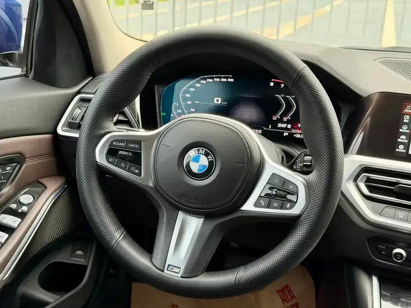 2020 BMW 3 Series 325Li M Sport Package — миниатюра 9