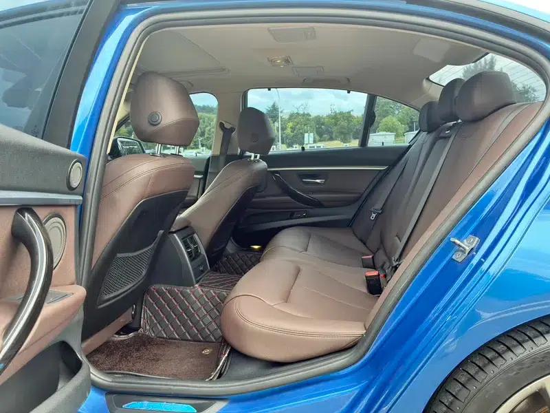 2019 BMW 3 Series 320Li M Sport Shadow Edition — миниатюра 15
