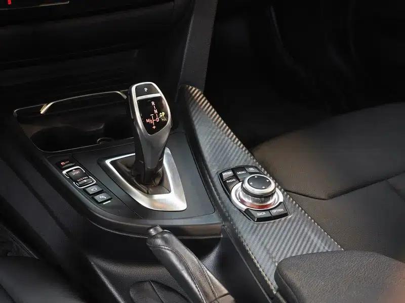 2017 BMW 3 Series 320Li M Sport — миниатюра 13