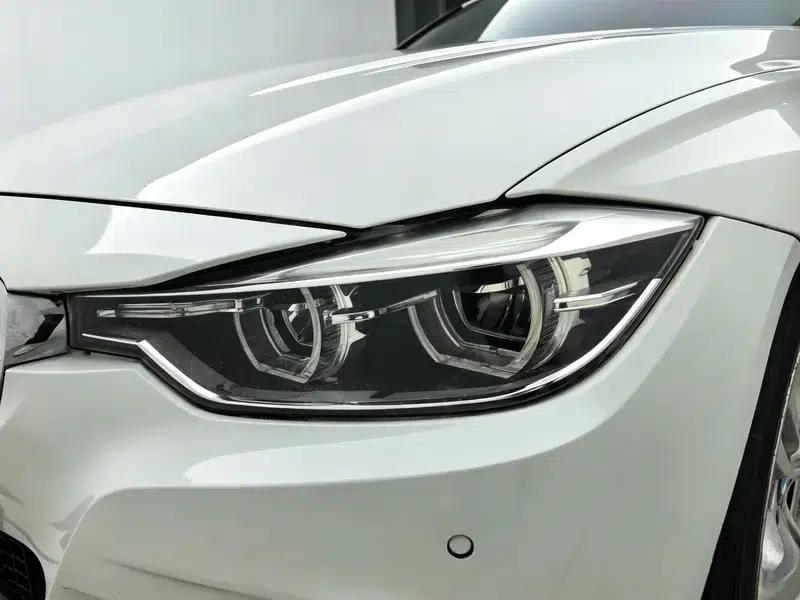 2017 BMW 3 Series 320i M Sport — миниатюра 12