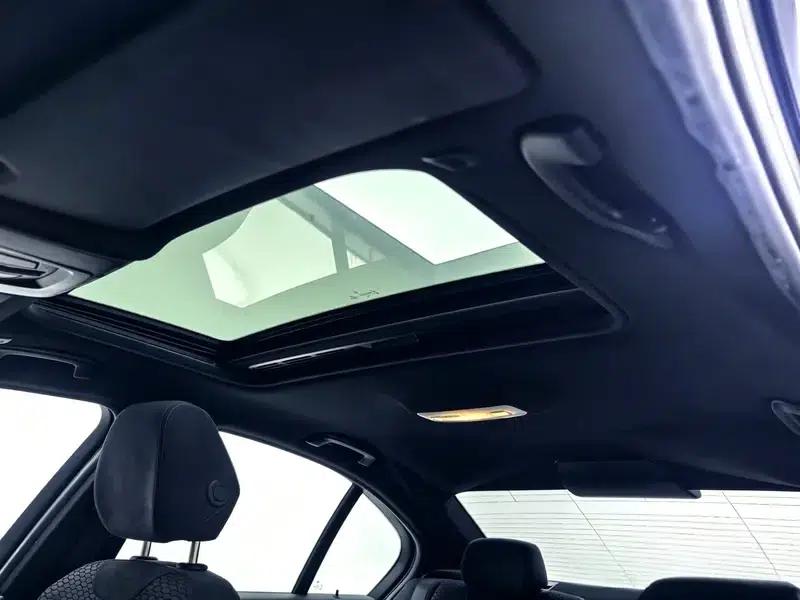 2017 BMW 3 Series 320i M Sport — миниатюра 24