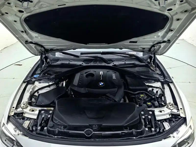 2017 BMW 3 Series 320i M Sport — миниатюра 10