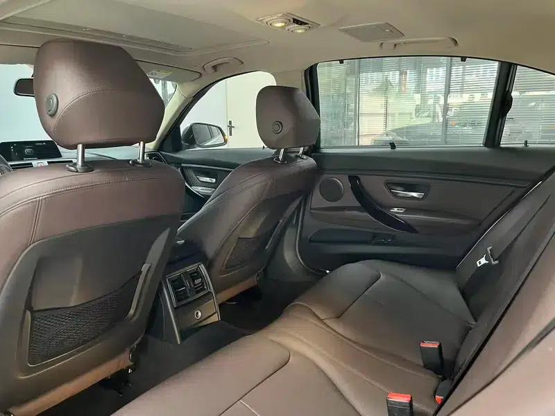 BMW 3 Series 2018 320Li Fashion Edition — миниатюра 9