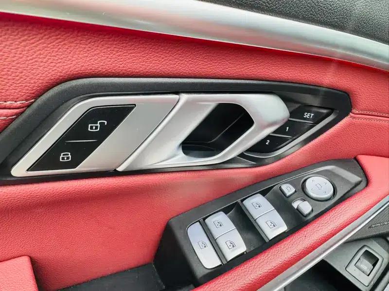 2023 BMW 3 Series 325Li M Sport Package — миниатюра 16