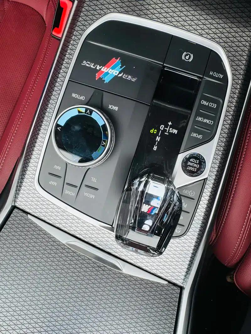 2023 BMW 3 Series 325Li M Sport Package — миниатюра 8