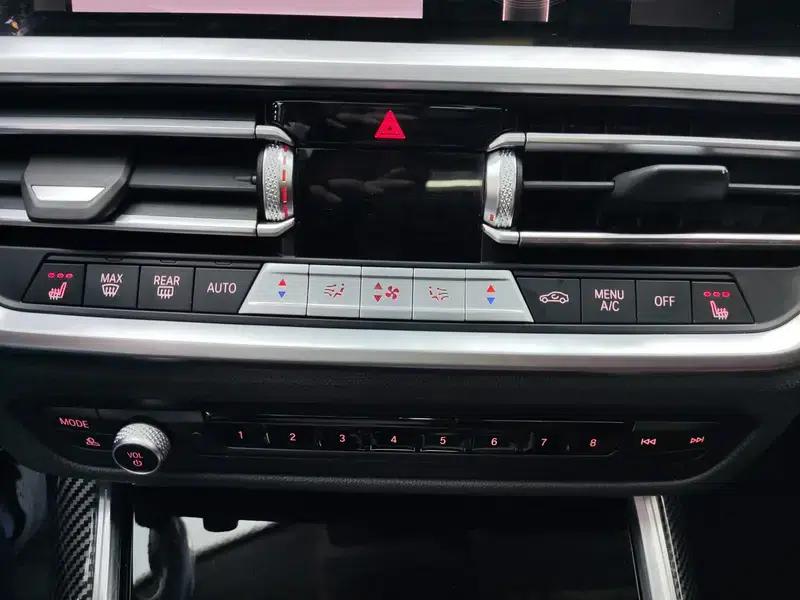 2022 BMW 3 Series 320Li M Sport Package — миниатюра 12