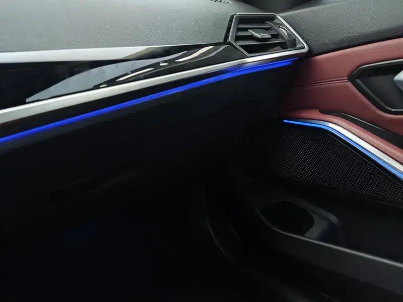 2022 BMW 3 Series 320Li M Sport Package — миниатюра 14