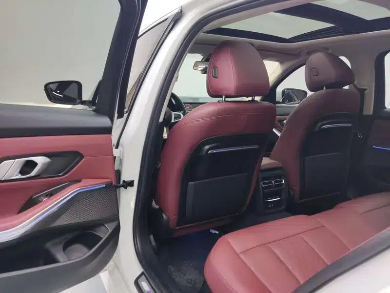 2022 BMW 3 Series 320Li M Sport Package — миниатюра 21