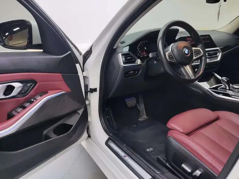 2022 BMW 3 Series 320Li M Sport Package — миниатюра 22