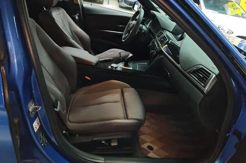 2018 BMW 3 Series 320Li Leading M Sport Package — миниатюра 9