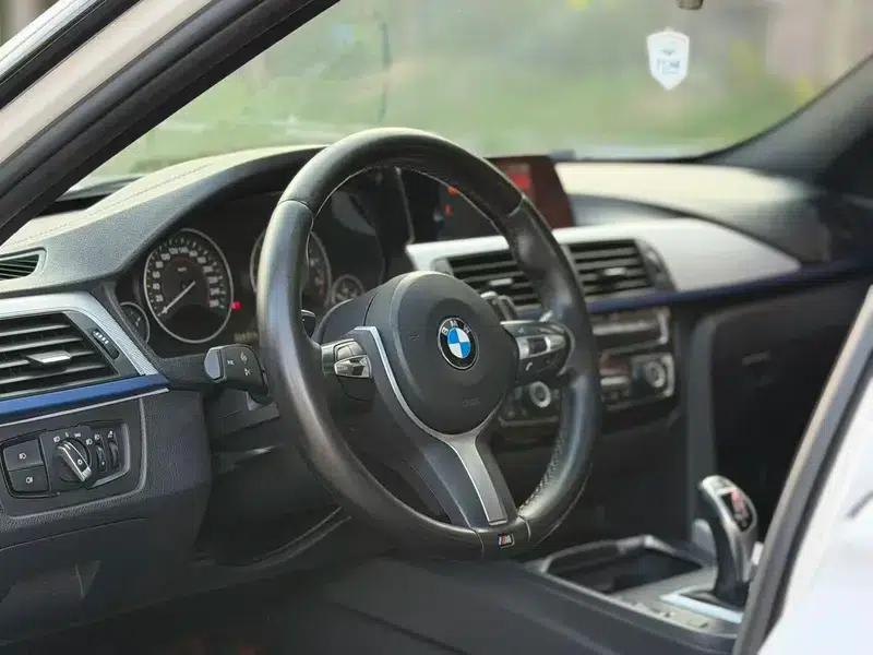2018 BMW 3 Series 320i M Sport Package — миниатюра 9