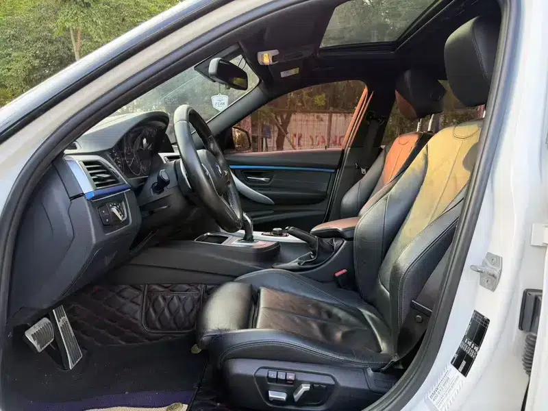 2018 BMW 3 Series 320i M Sport Package — миниатюра 10