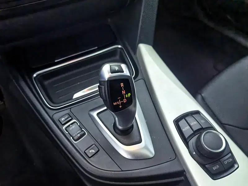BMW 3 Series 2014 320Li Fashion Edition — миниатюра 17