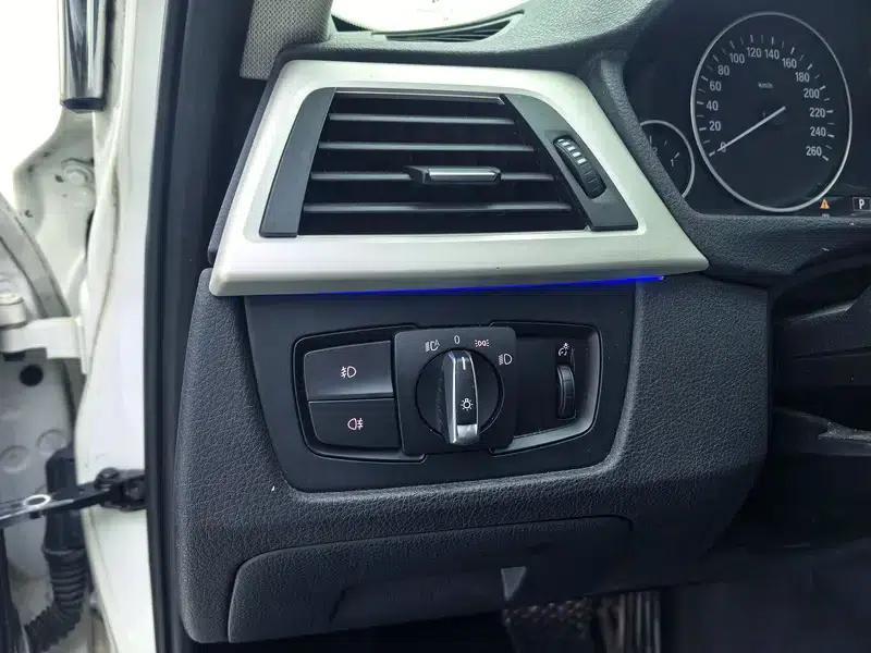 BMW 3 Series 2014 320Li Fashion Edition — миниатюра 18