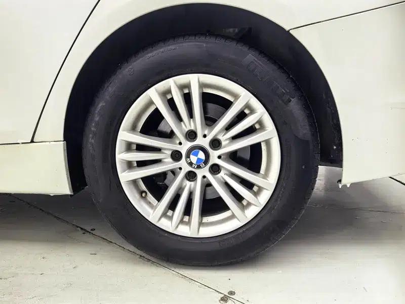 BMW 3 Series 2014 320Li Fashion Edition — миниатюра 9