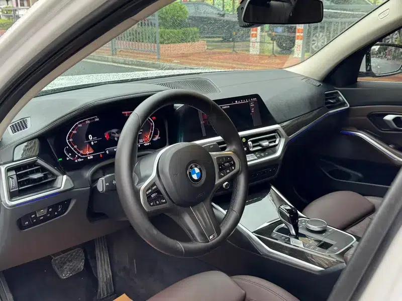2022 BMW 3 Series 325Li M Sport Package — миниатюра 18