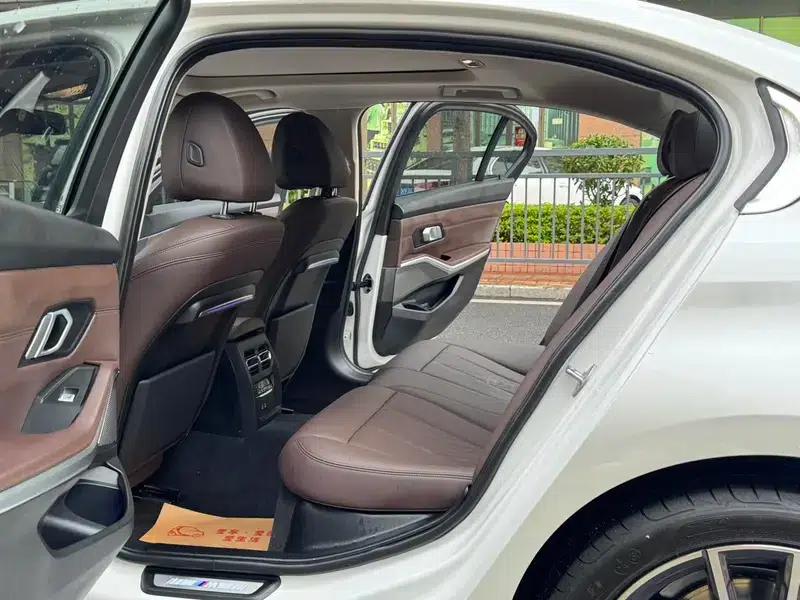 2022 BMW 3 Series 325Li M Sport Package — миниатюра 21