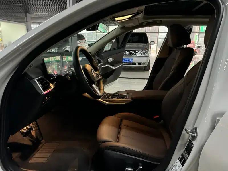 2023 BMW 3 Series 325Li M Sport Shadow Edition — миниатюра 10