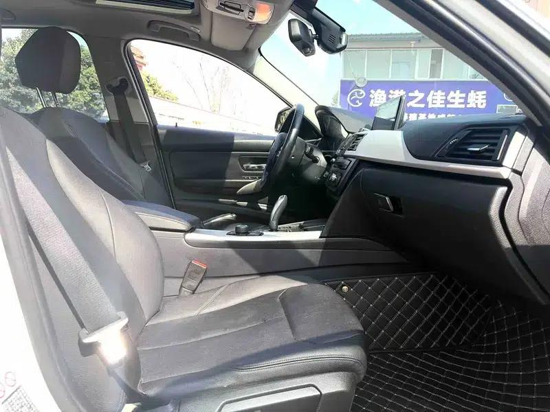 2013 BMW 3 Series 316i Sport Design Package — миниатюра 6