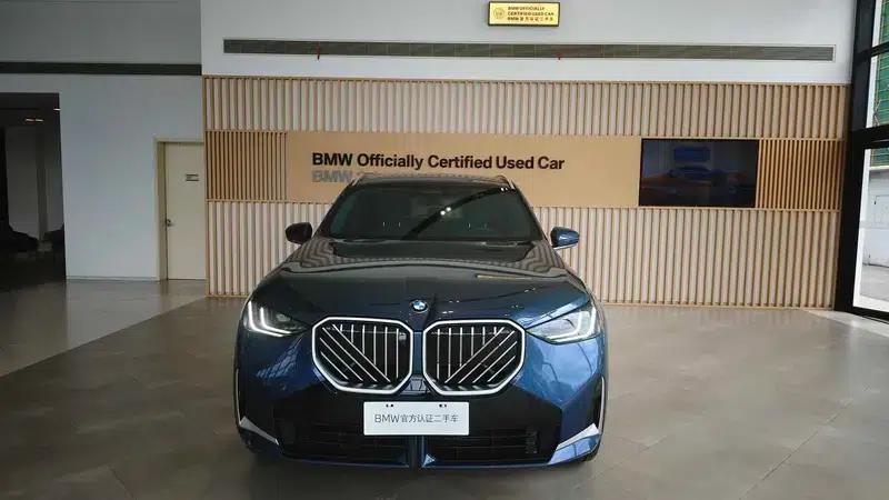 BMW X3 2025 xDrive30L Luxury M Sport Package — миниатюра 2