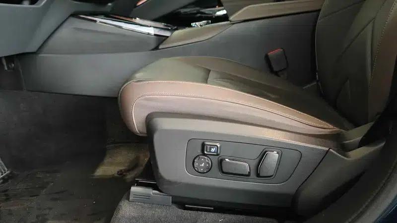 BMW X3 2025 xDrive30L Luxury M Sport Package — миниатюра 15